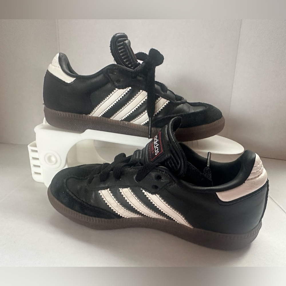 Adidas Sambas Kids size 11 1/2K Black White Unisex